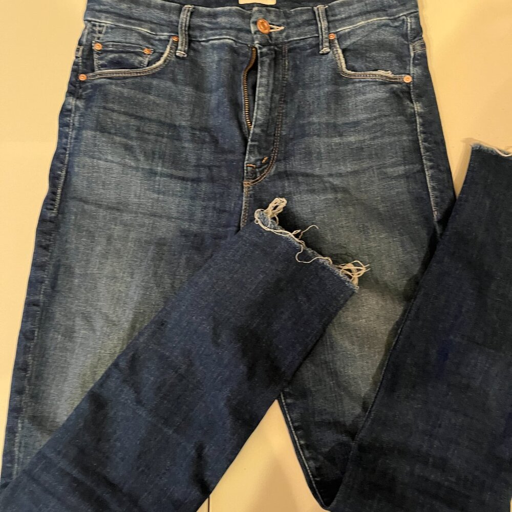 Mother High Waisted Looker Ankle Fray Goin For Gold Jeans Size‎ 28 gently used💗